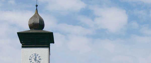 Turm der evangelischen Kirche